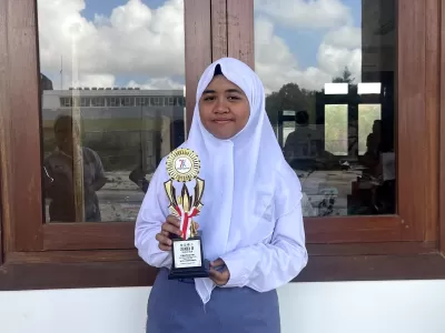 Juara 2 Voice of Islami Pada Pekan Keterampilan dan Seni Pendidikan Agama Islam Tingkat Kota Denpasa